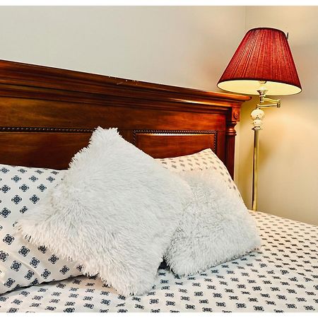 The Stays - Private Cozy 1 Bhr Apt On Main Floor تورونتو المظهر الخارجي الصورة