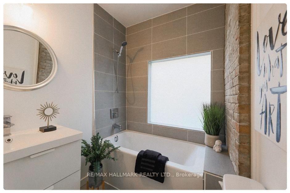 The Stays - Private Cozy 1 Bhr Apt On Main Floor تورونتو المظهر الخارجي الصورة